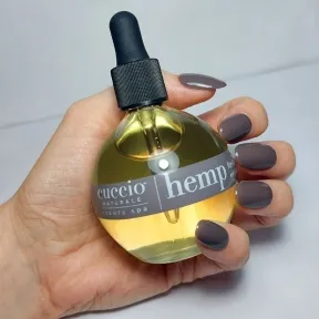 Cuccio Revitalising Cuticle Oil Hemp 75ml