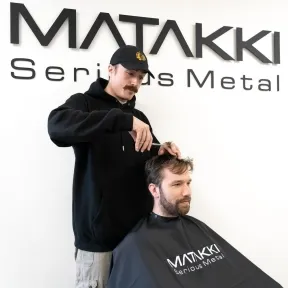 Matakki Professional Hairdressing Barber Cape